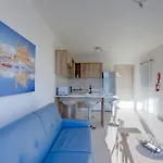 شقة Centric And Modern Penthouse Close To Amenities مسيدا