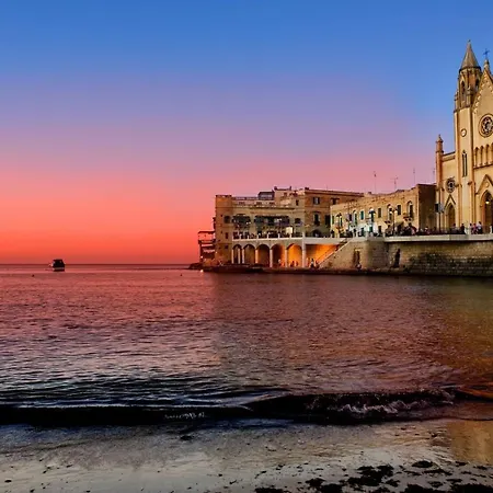 Centric And Modern Penthouse Close To Amenities Msida